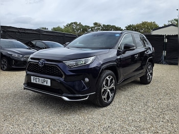 Used Toyota RAV4 2021 for sale - 76171333: Photo 2