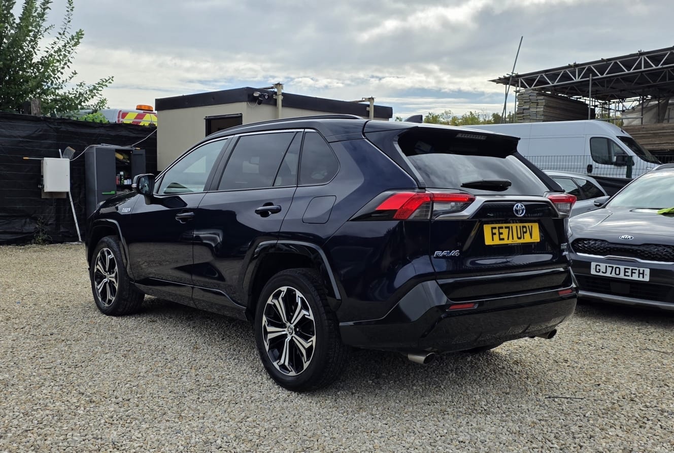 Used Toyota RAV4 2021 for sale - 76171333: Photo 5