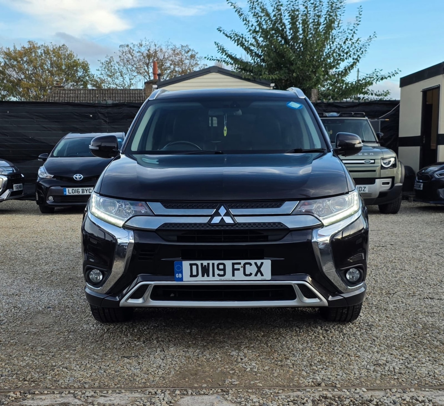 Used Mitsubishi Outlander 2019 for sale - 76564885: Photo 1
