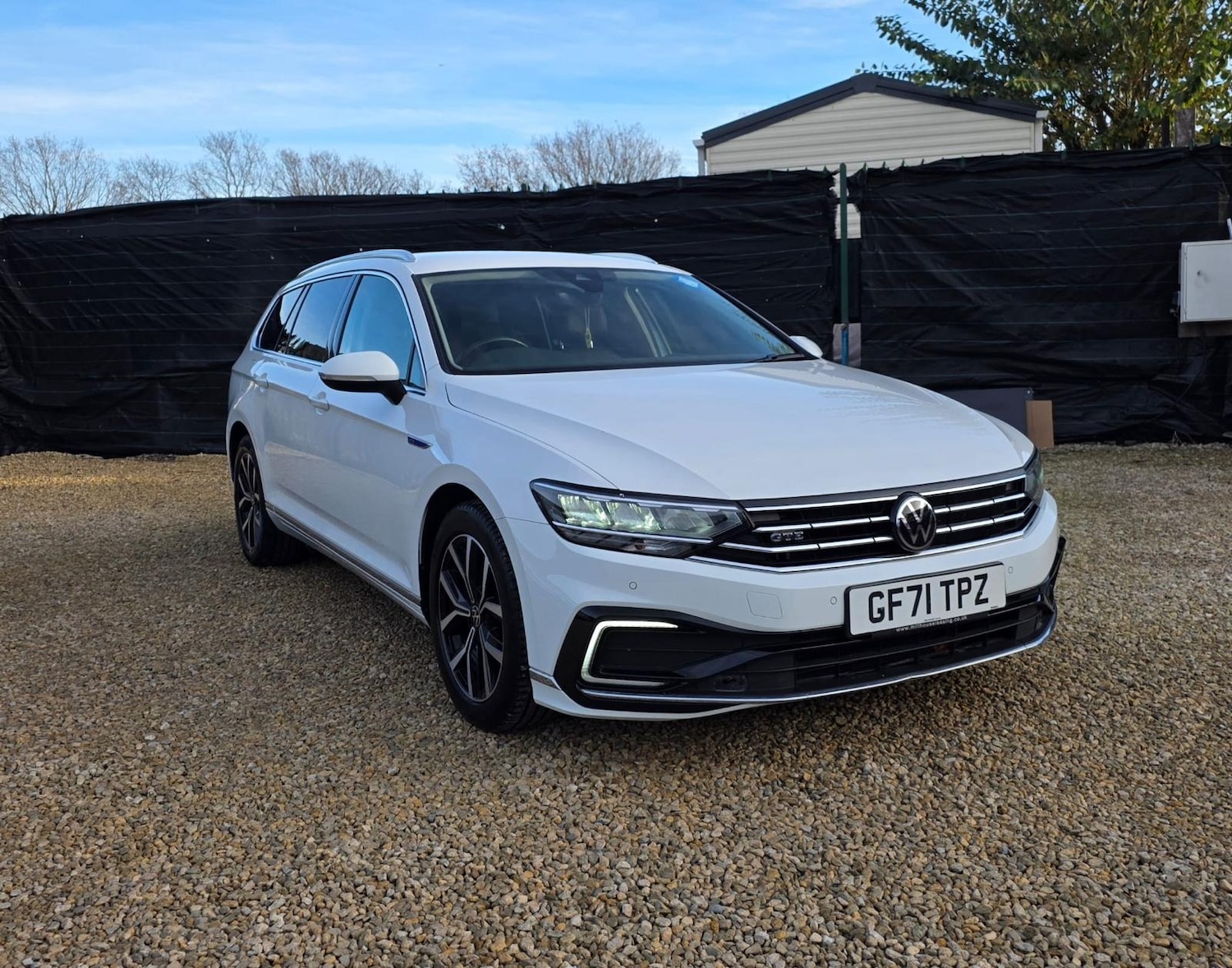 Used Volkswagen Passat 2021 for sale - 76987129: Photo 2