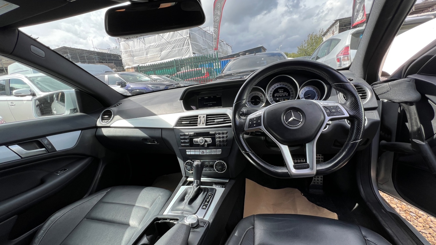 Used Mercedes-Benz C Class 2013 for sale - 77006198: Photo 9