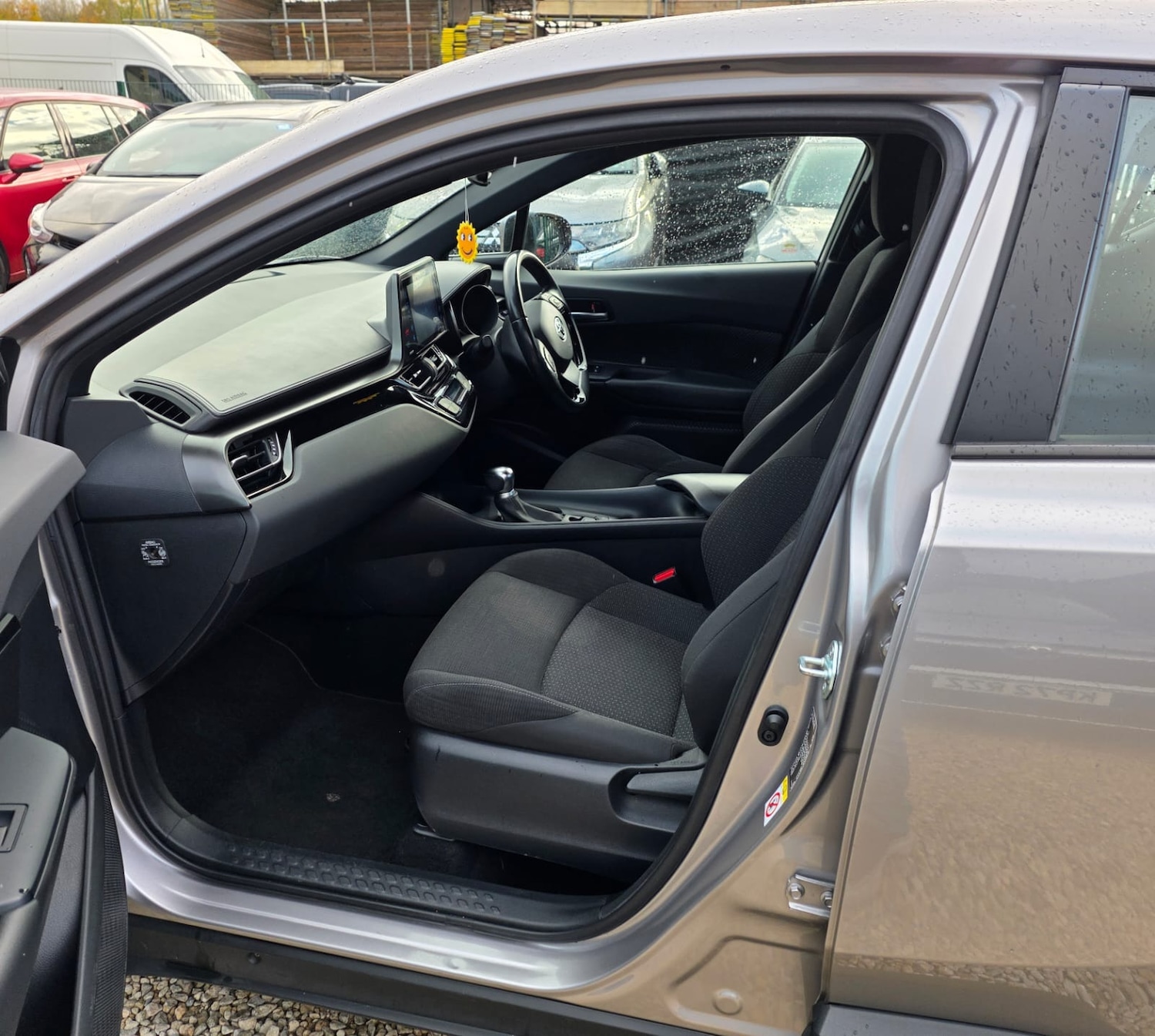 Used Toyota C-HR 2019 for sale - 76375694: Photo 7