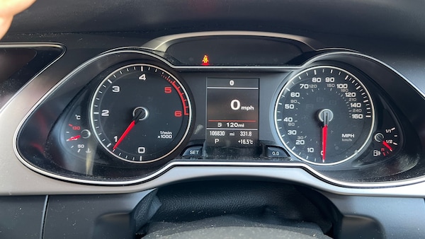 Used Audi A4 2014 for sale - 76070594: Photo 9