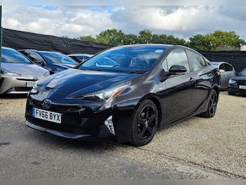 Used Toyota Prius 2016 for sale - 75982511: Photo