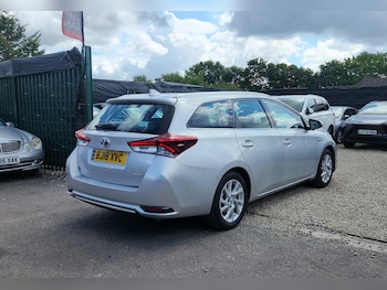 Used Toyota Auris 2018 for sale - 75340700: Photo