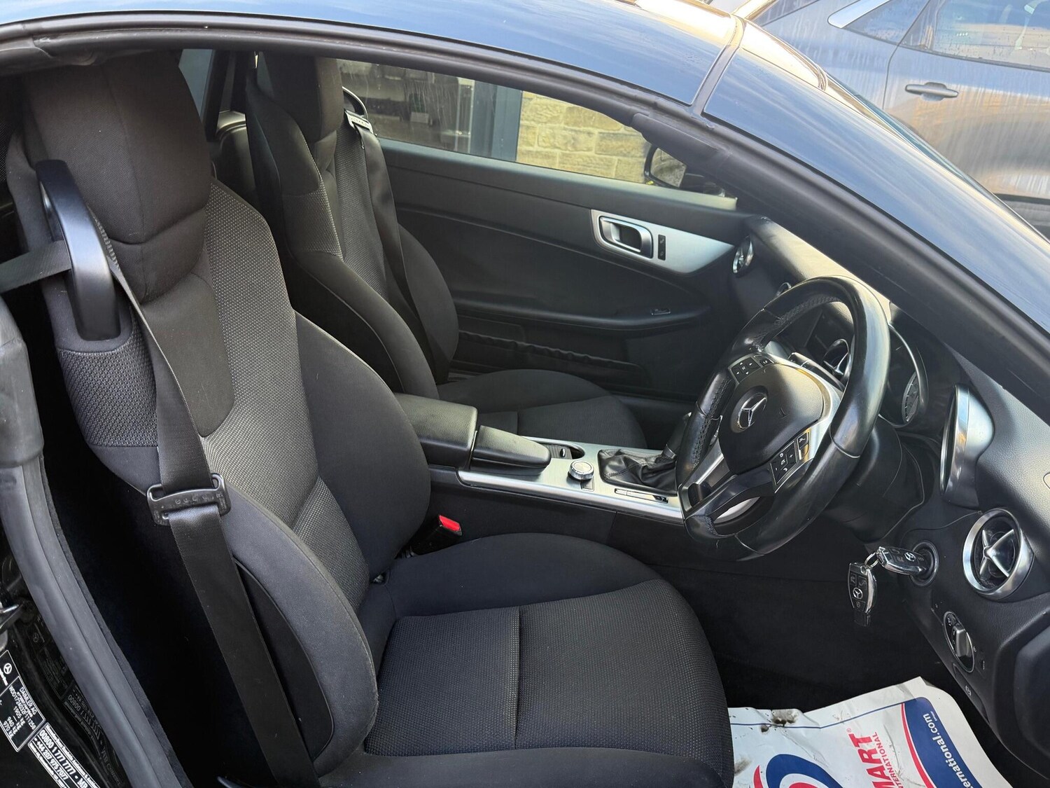 Used Mercedes-Benz SLK 2015 for sale - 76936672: Photo 23