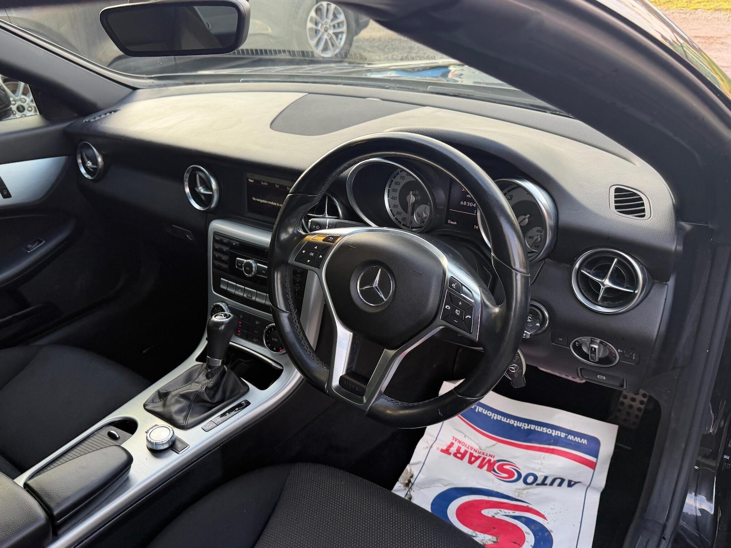 Used Mercedes-Benz SLK 2015 for sale - 76936672: Photo 24