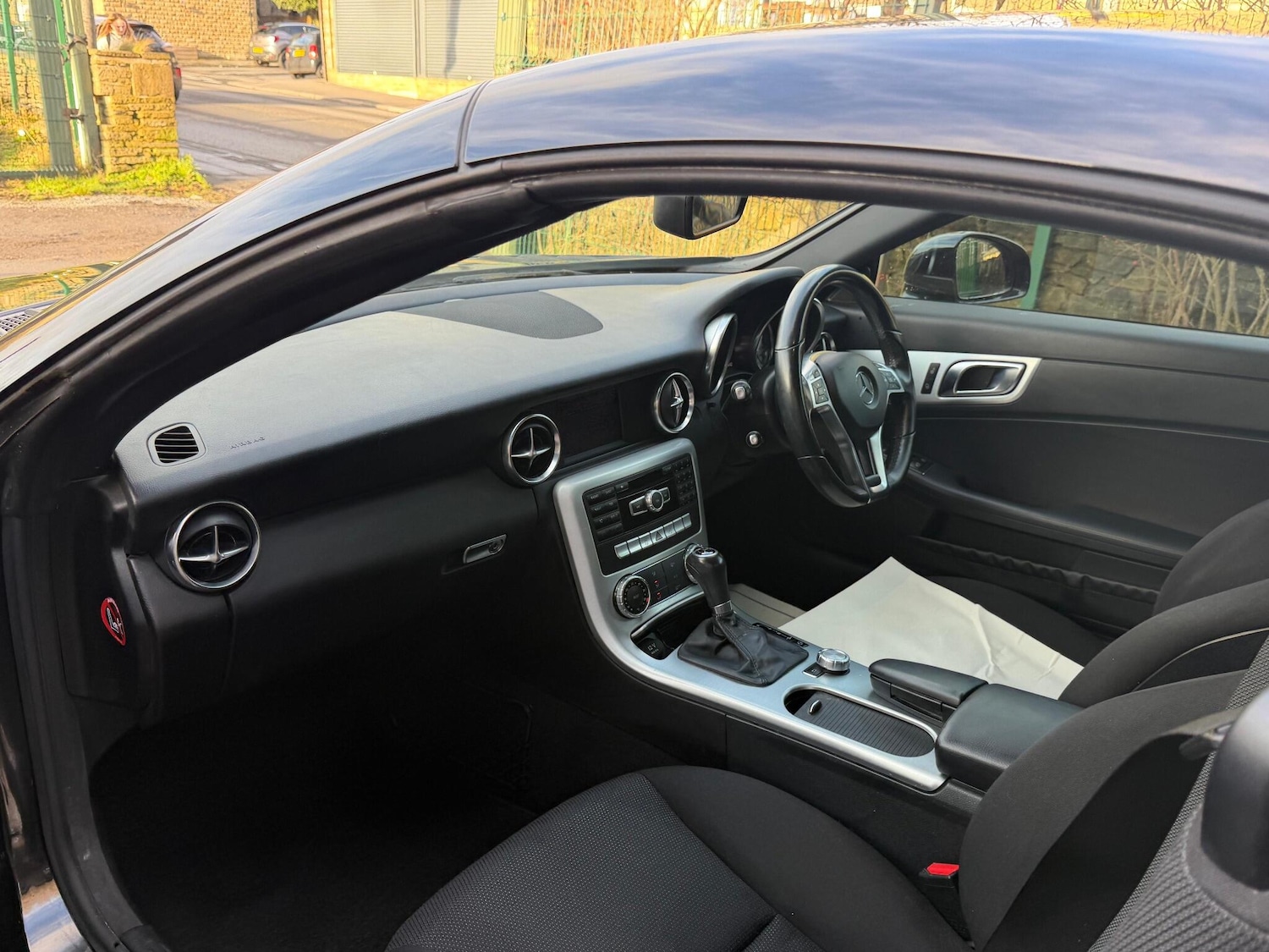 Used Mercedes-Benz SLK 2015 for sale - 76936672: Photo 26