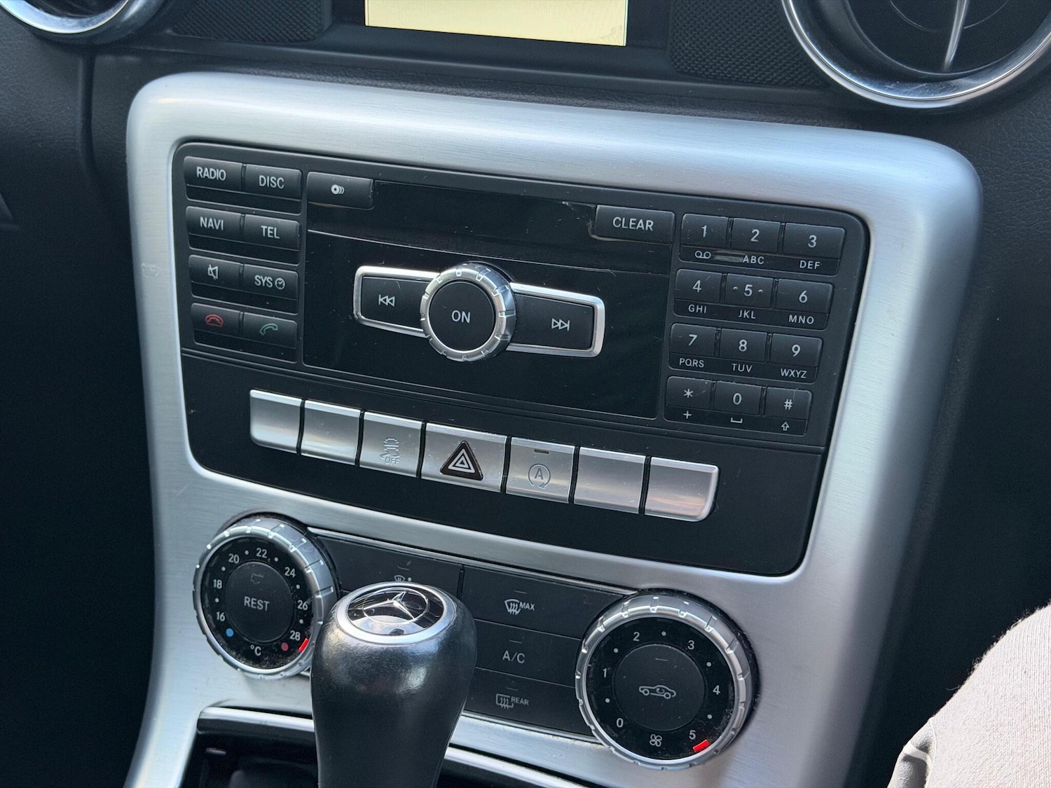 Used Mercedes-Benz SLK 2015 for sale - 76936672: Photo 27