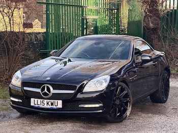Used Mercedes-Benz SLK 2015 for sale - 76936672: Photo