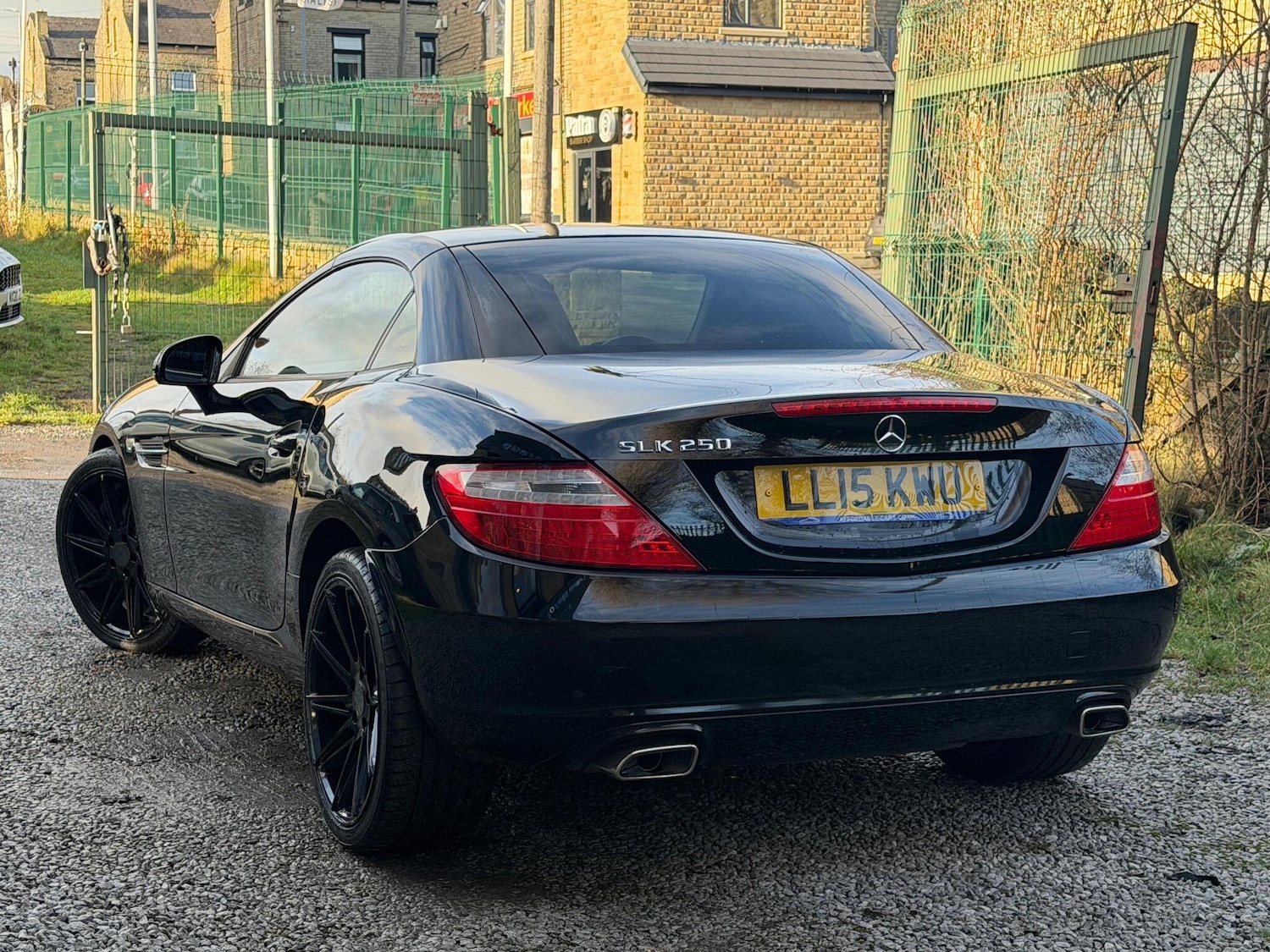 Used Mercedes-Benz SLK 2015 for sale - 76936672: Photo 8