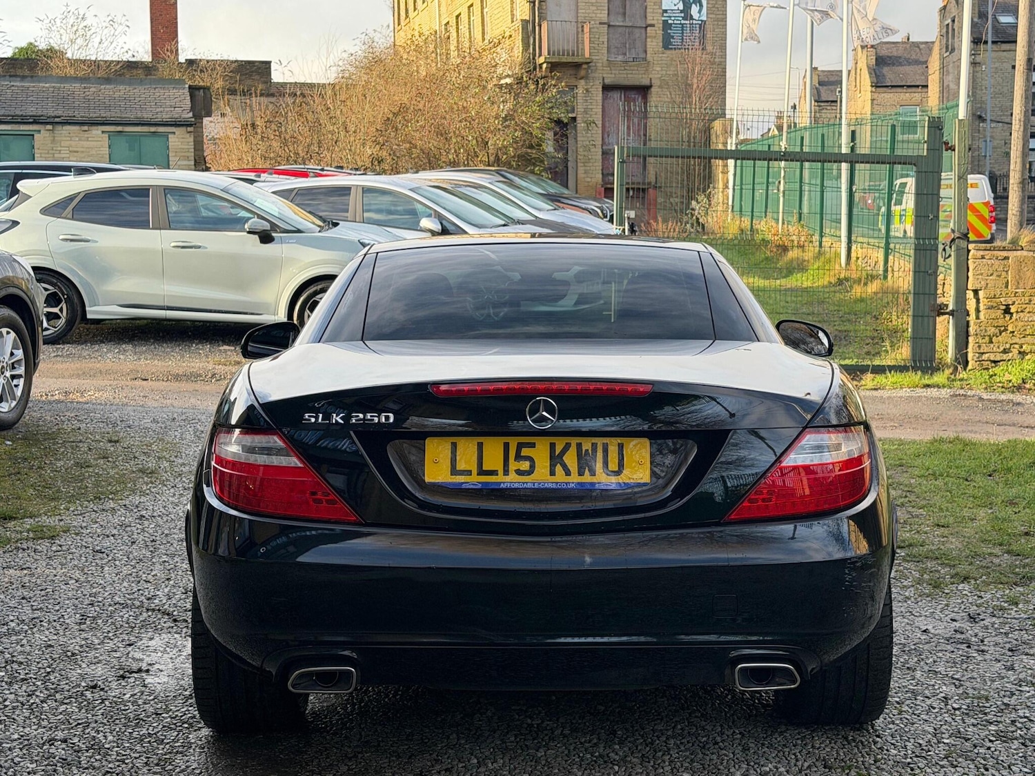 Used Mercedes-Benz SLK 2015 for sale - 76936672: Photo 9