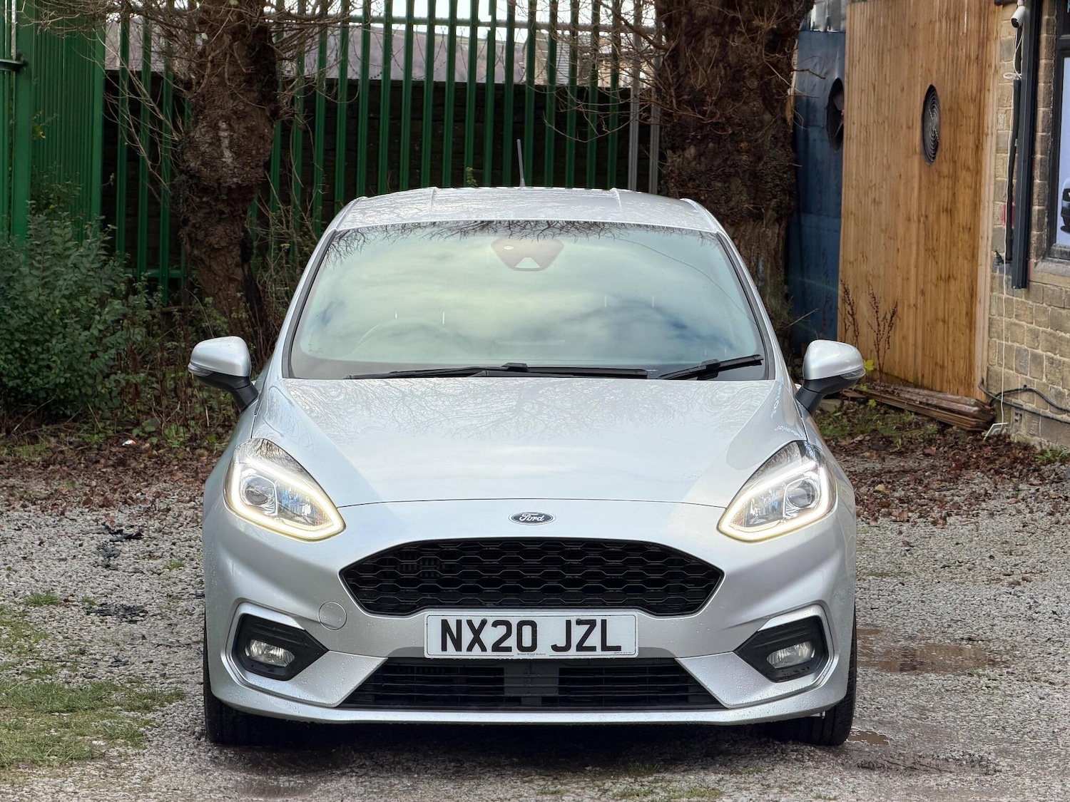 Used Ford Fiesta for sale - 76823867: Photo 2