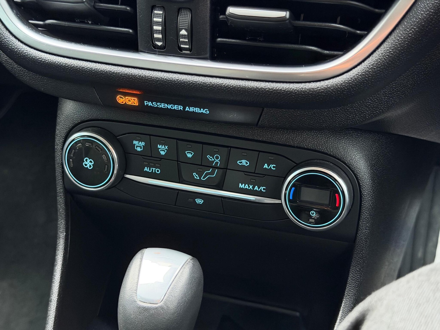 Used Ford Fiesta 2018 for sale - 77993259: Photo 22