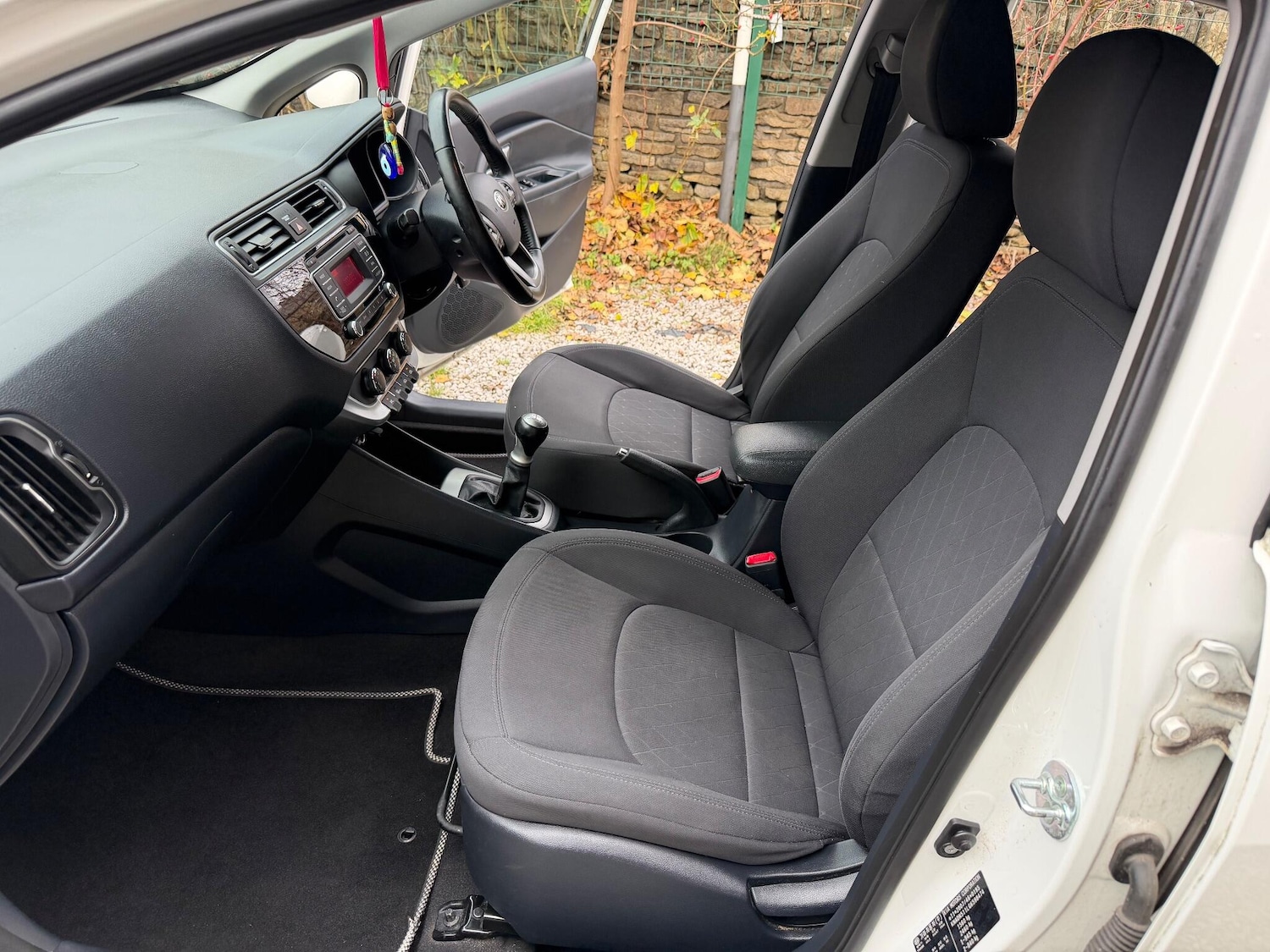 Used Kia Rio 2015 for sale - 76597140: Photo 30