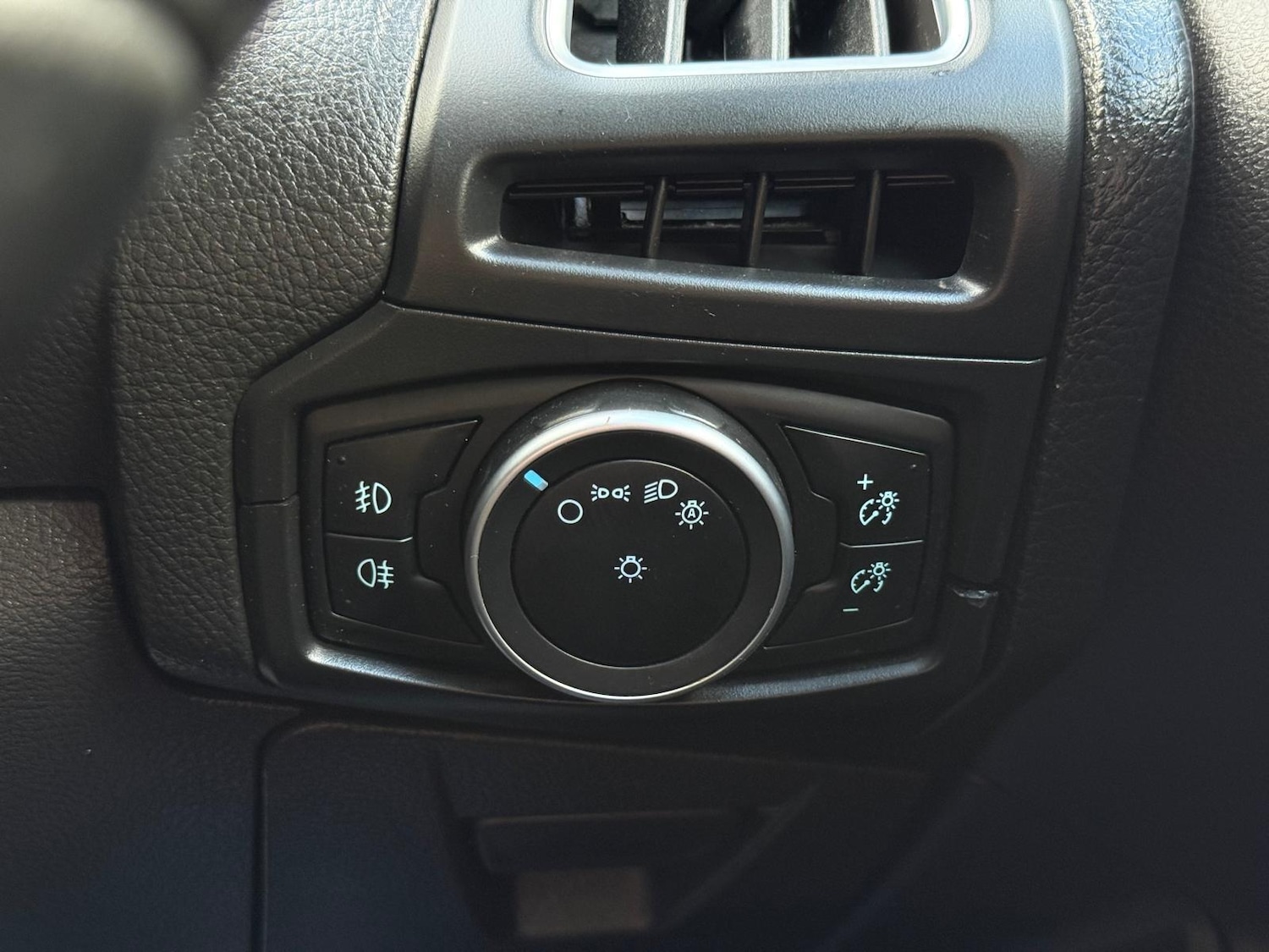 Used Ford Focus for sale - 76994887: Photo 18