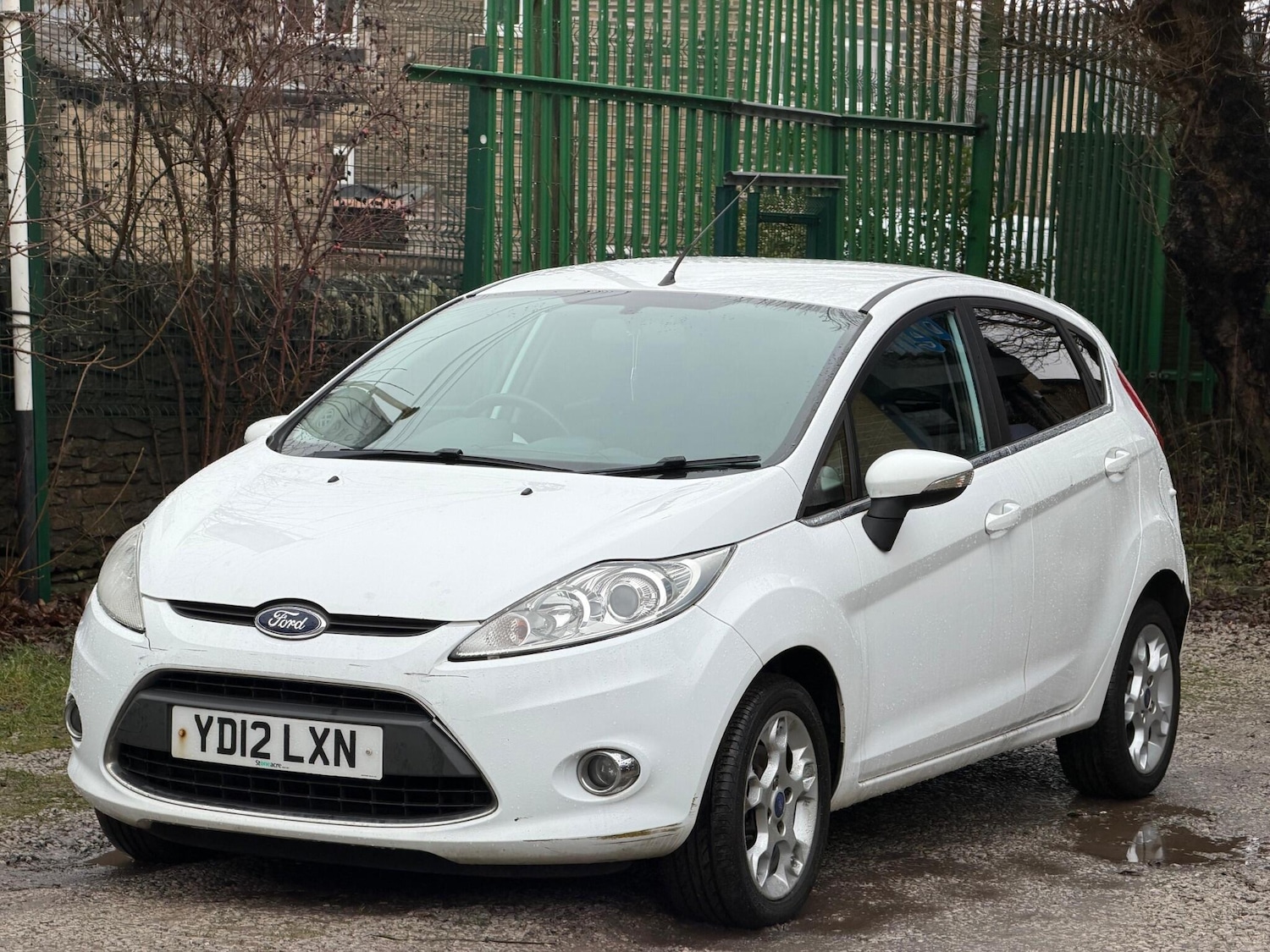Used Ford Fiesta 2012 for sale - 77440564: Photo 2