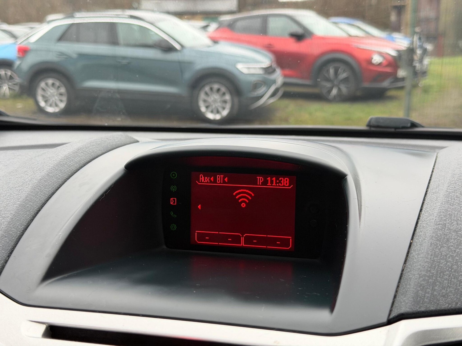 Used Ford Fiesta 2012 for sale - 77440564: Photo 28