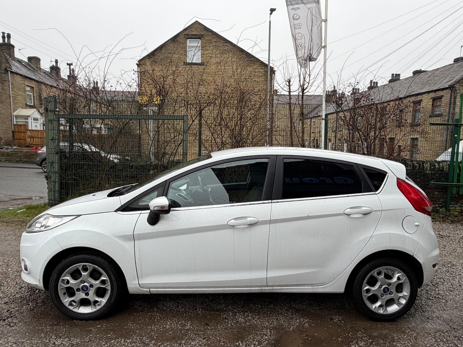 Used Ford Fiesta 2012 for sale - 77440564: Photo 4