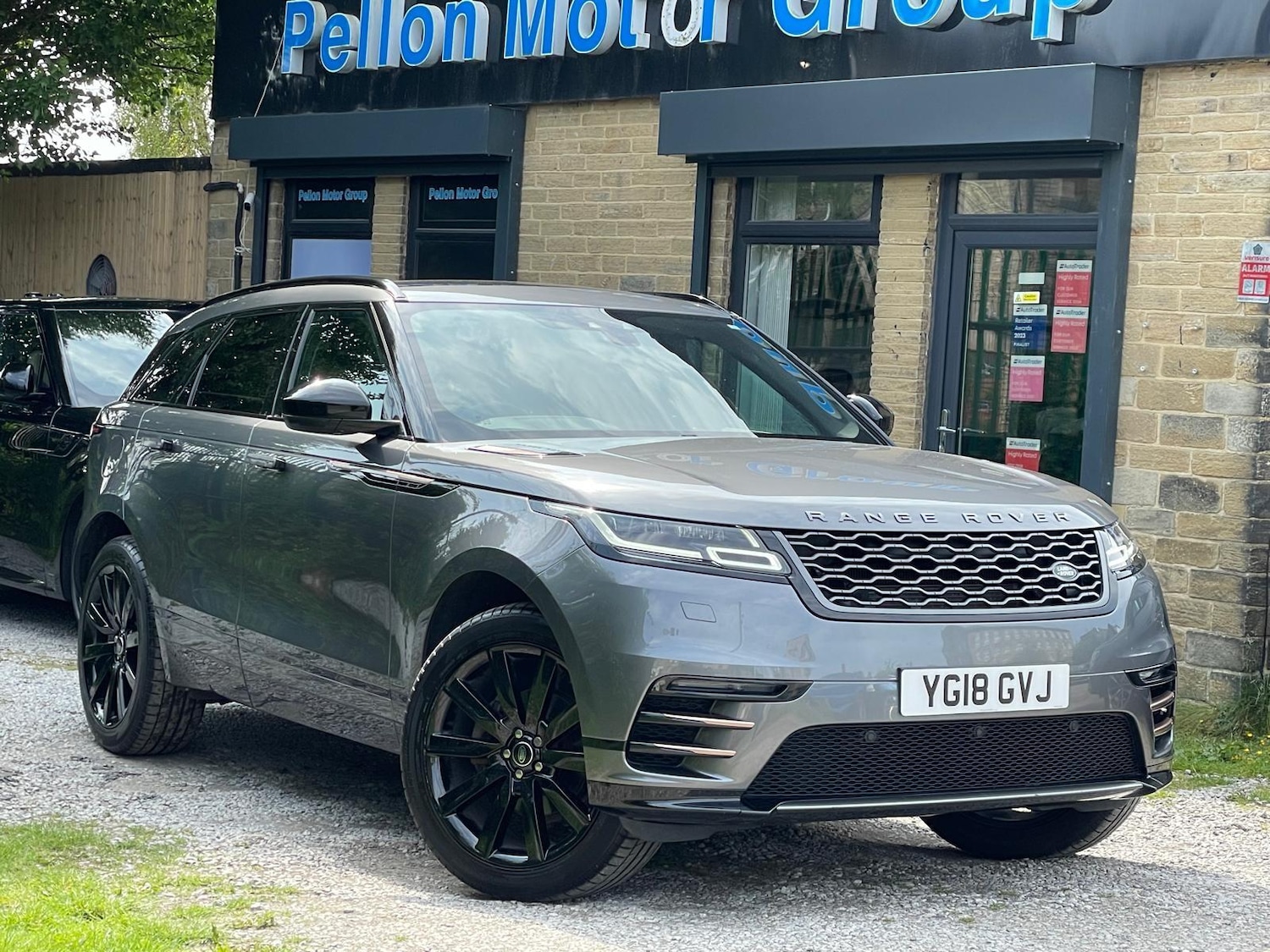 Used Land Rover Range Rover Velar 2018 for sale - 76865542: Photo 1