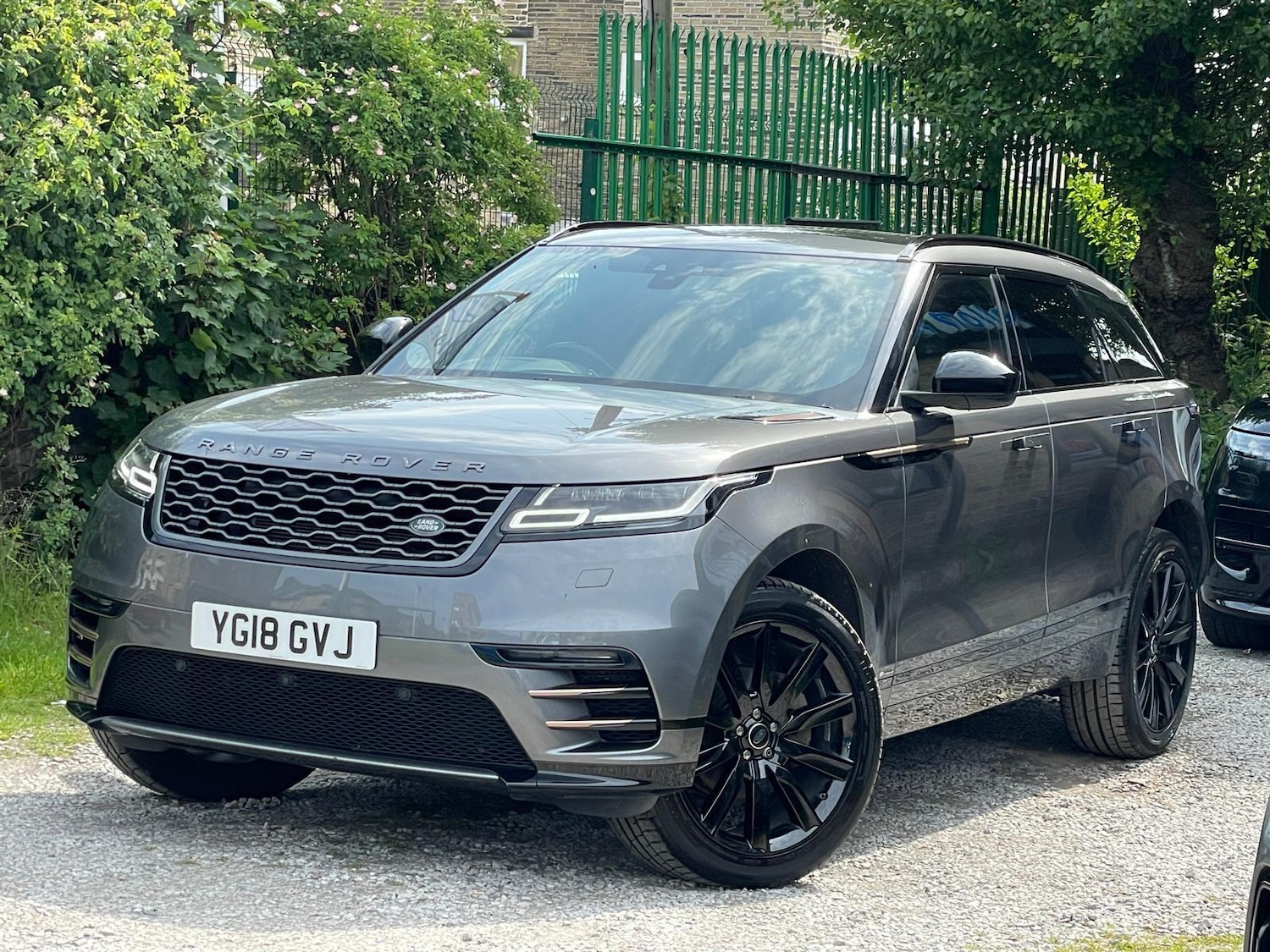Used Land Rover Range Rover Velar 2018 for sale - 76865542: Photo 12