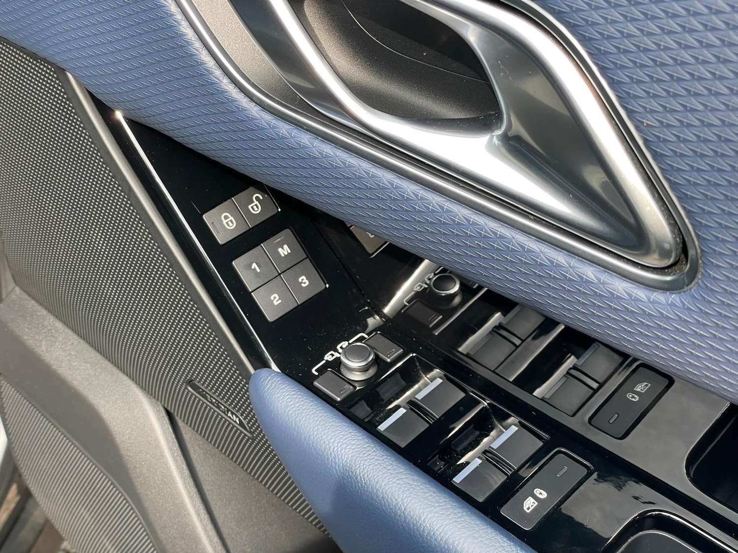 Used Land Rover Range Rover Velar 2018 for sale - 76865542: Photo 21