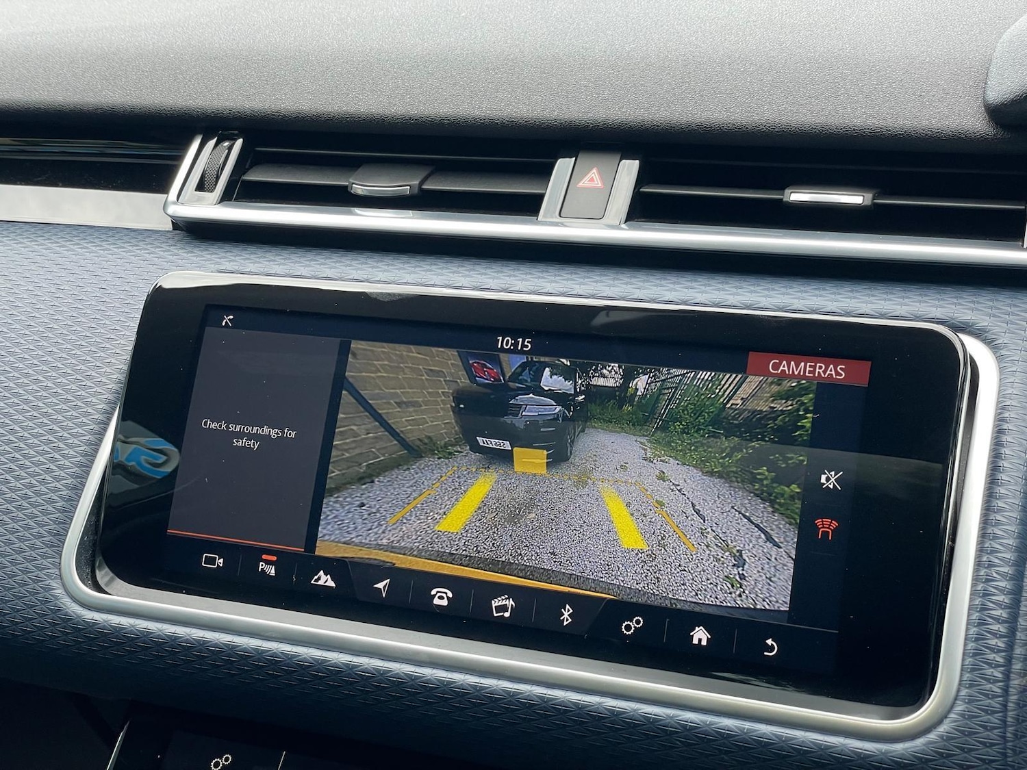 Used Land Rover Range Rover Velar 2018 for sale - 76865542: Photo 32