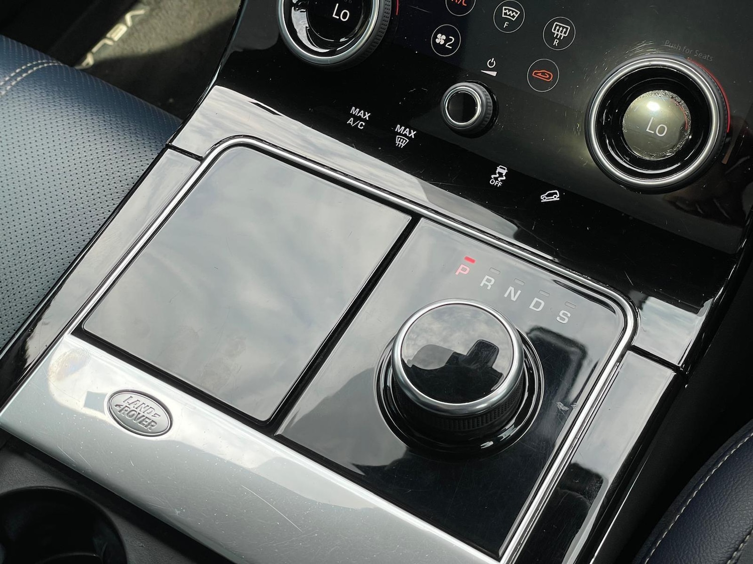 Used Land Rover Range Rover Velar 2018 for sale - 76865542: Photo 41