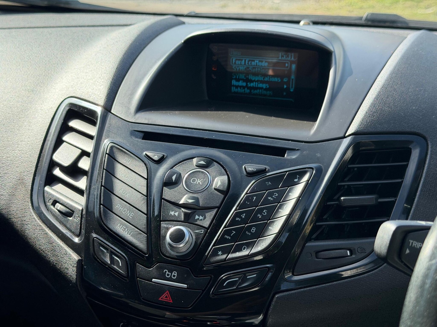 Used Ford Fiesta 2015 for sale - 78184548: Photo 28