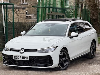 Used Volkswagen Passat 2025 for sale - 78116526: Photo