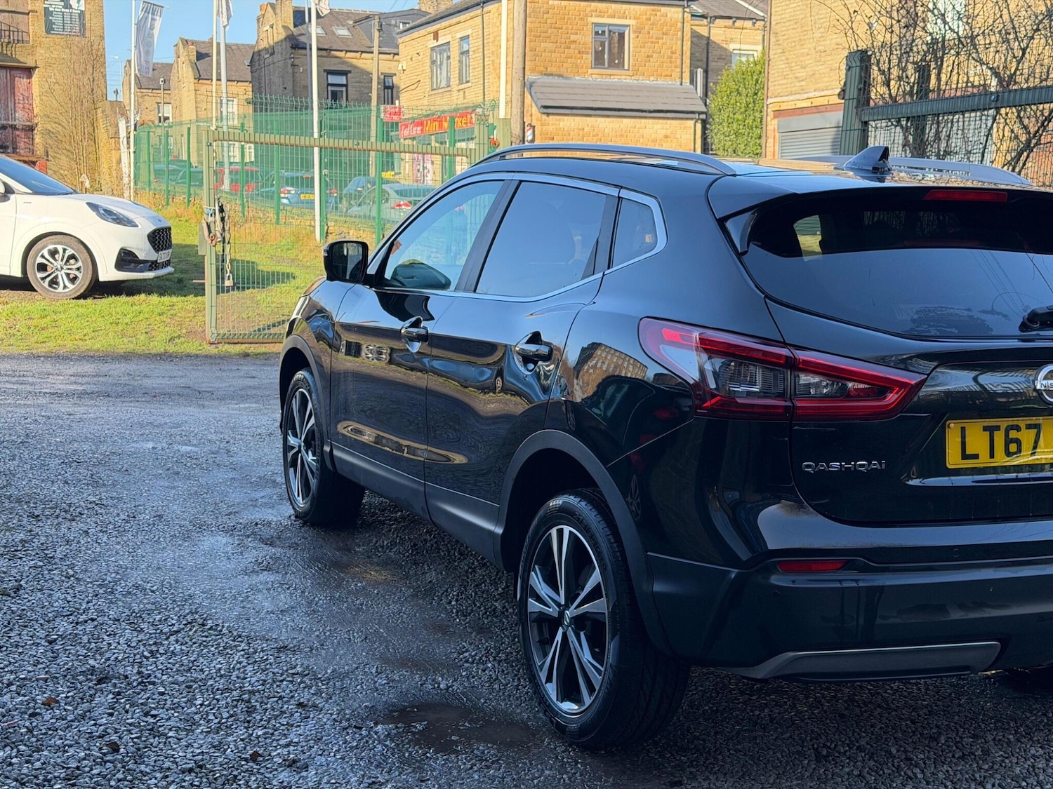 Used Nissan Qashqai 2017 for sale - 77351972: Photo 18