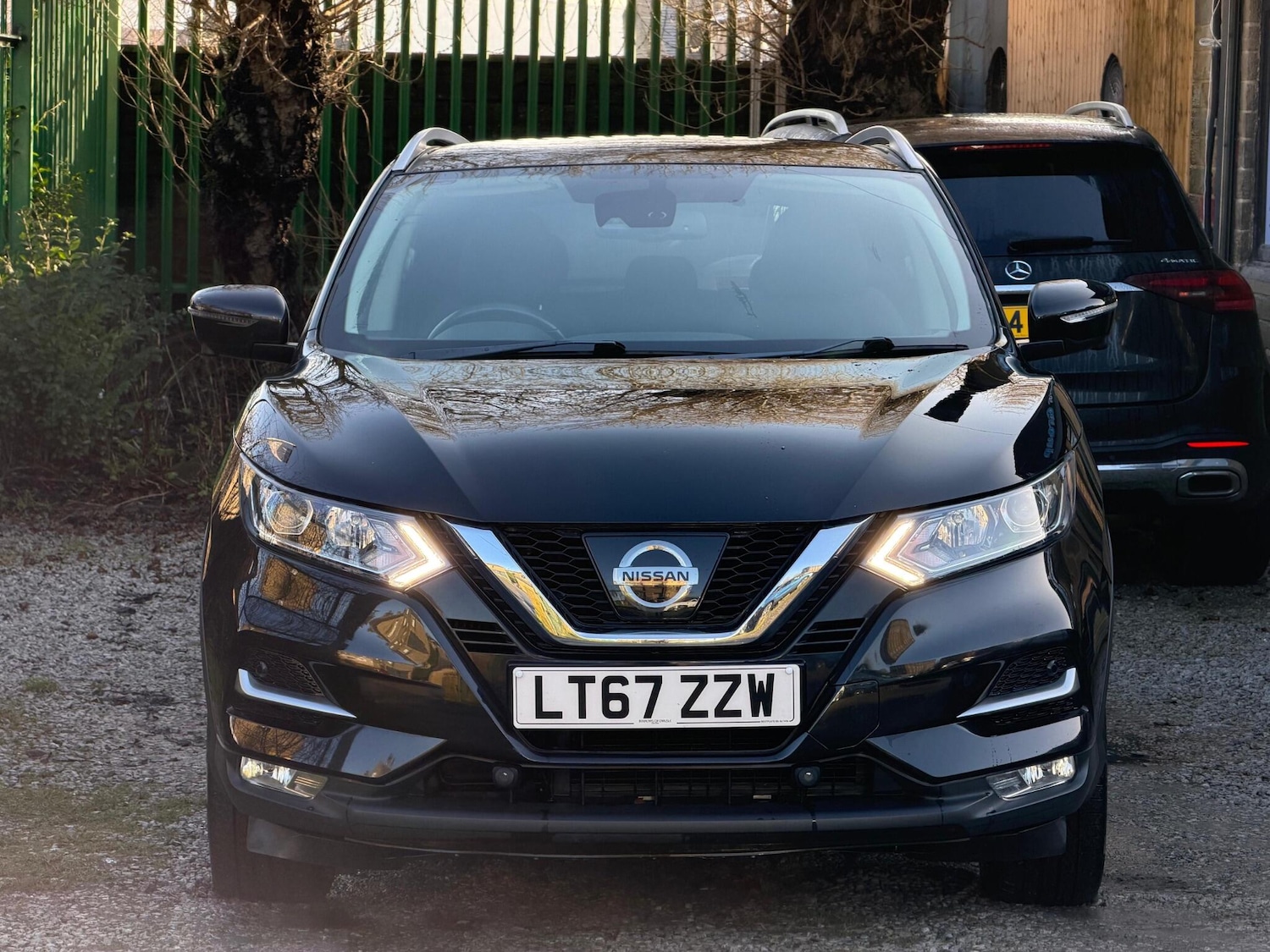 Used Nissan Qashqai 2017 for sale - 77351972: Photo 2