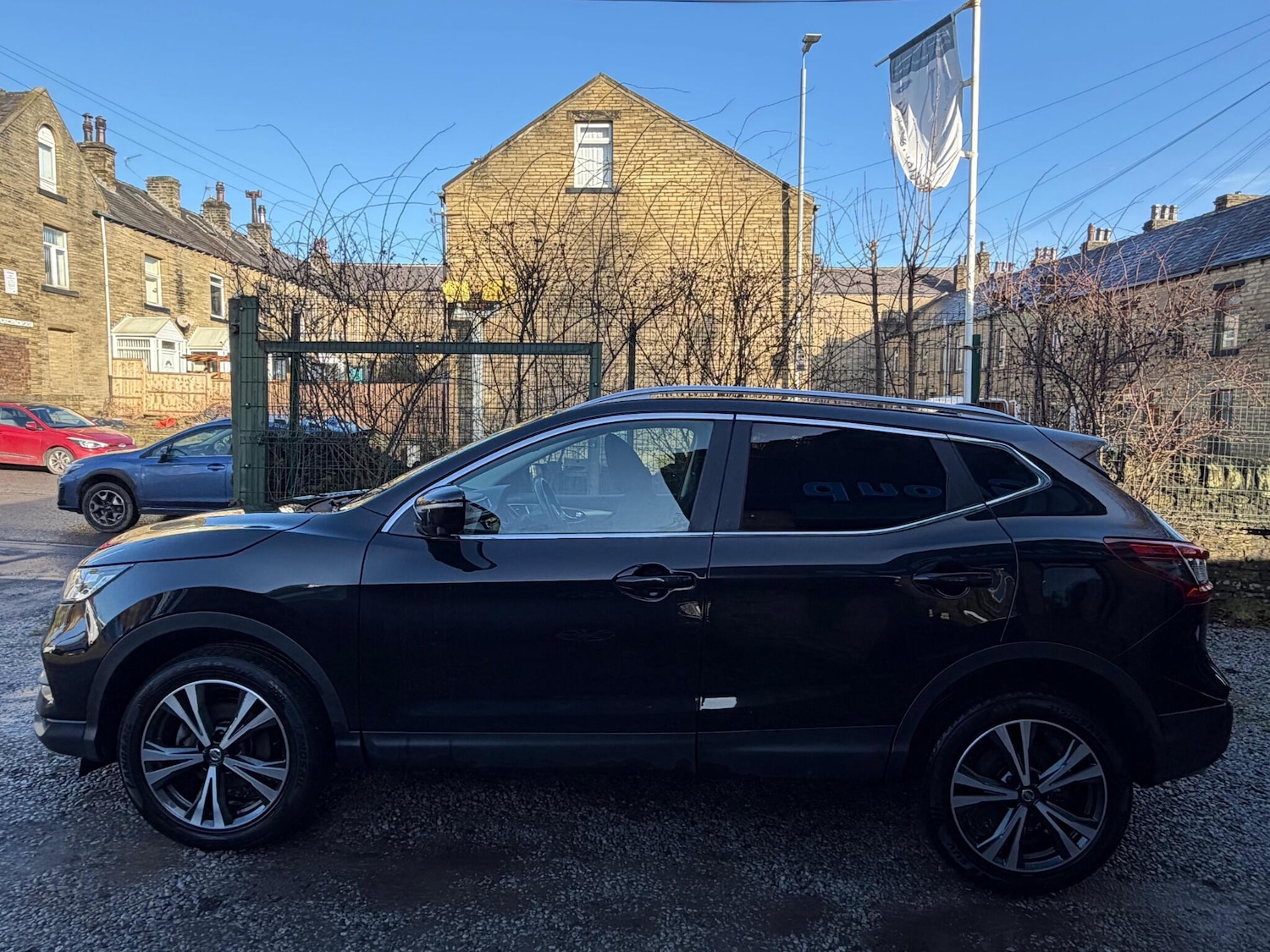 Used Nissan Qashqai 2017 for sale - 77351972: Photo 4