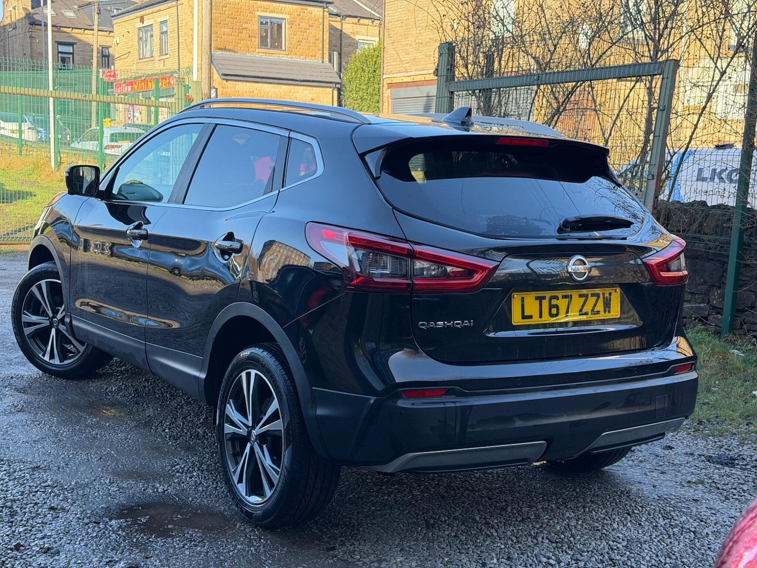 Used Nissan Qashqai 2017 for sale - 77351972: Photo 5