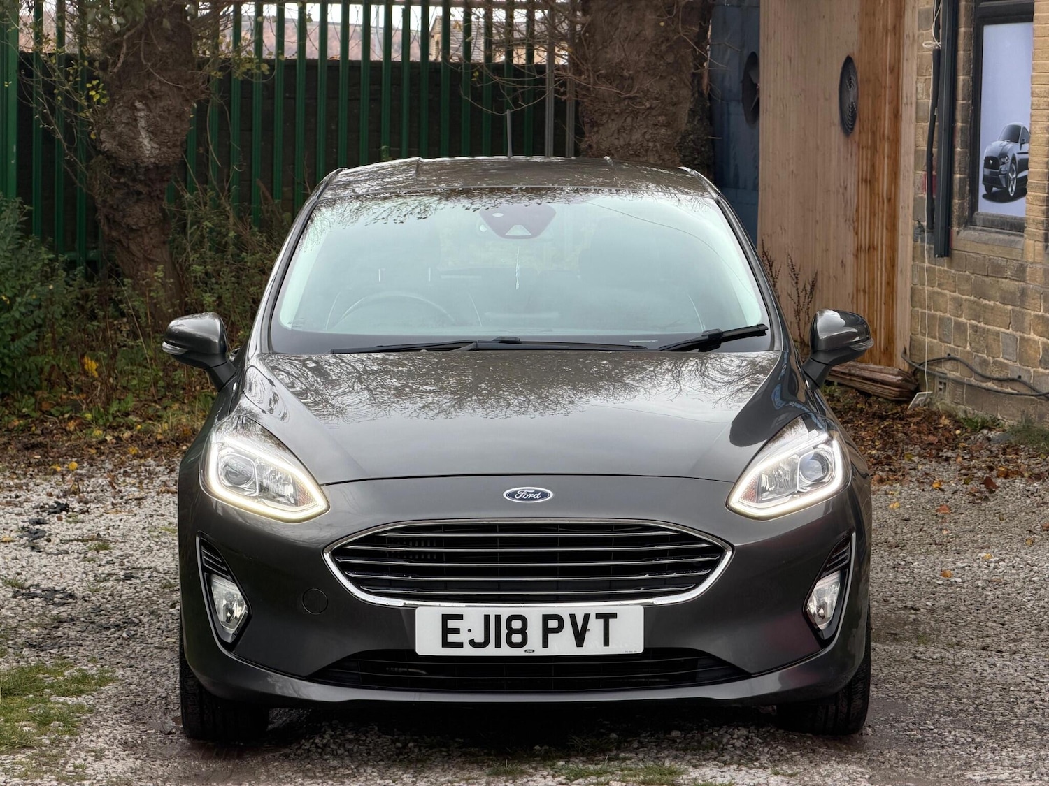 Used Ford Fiesta 2018 for sale - 76498798: Photo 2
