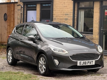 Used Ford Fiesta 2018 for sale - 76498798: Photo