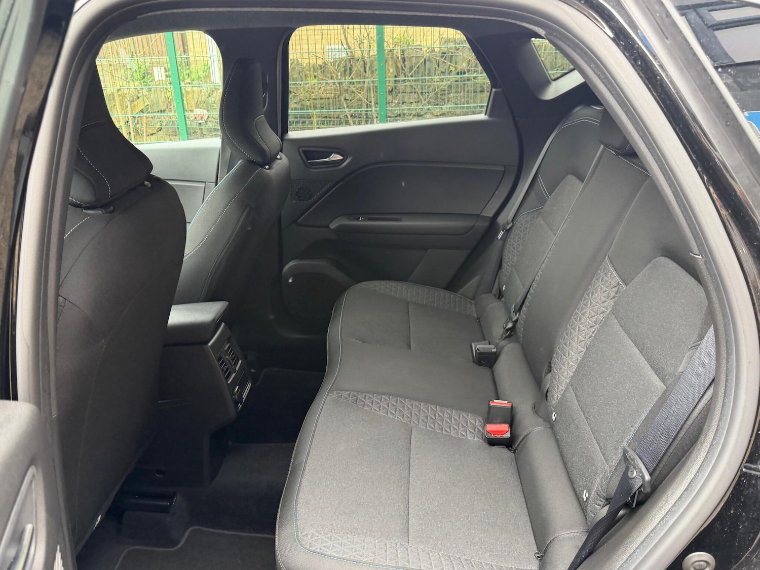 Used Renault Captur 2024 for sale - 78006532: Photo 23