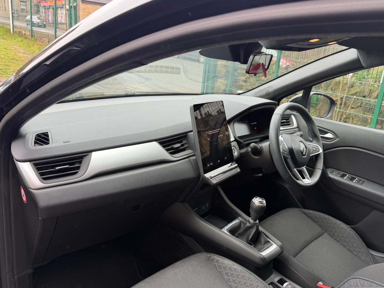 Used Renault Captur 2024 for sale - 78006532: Photo 25