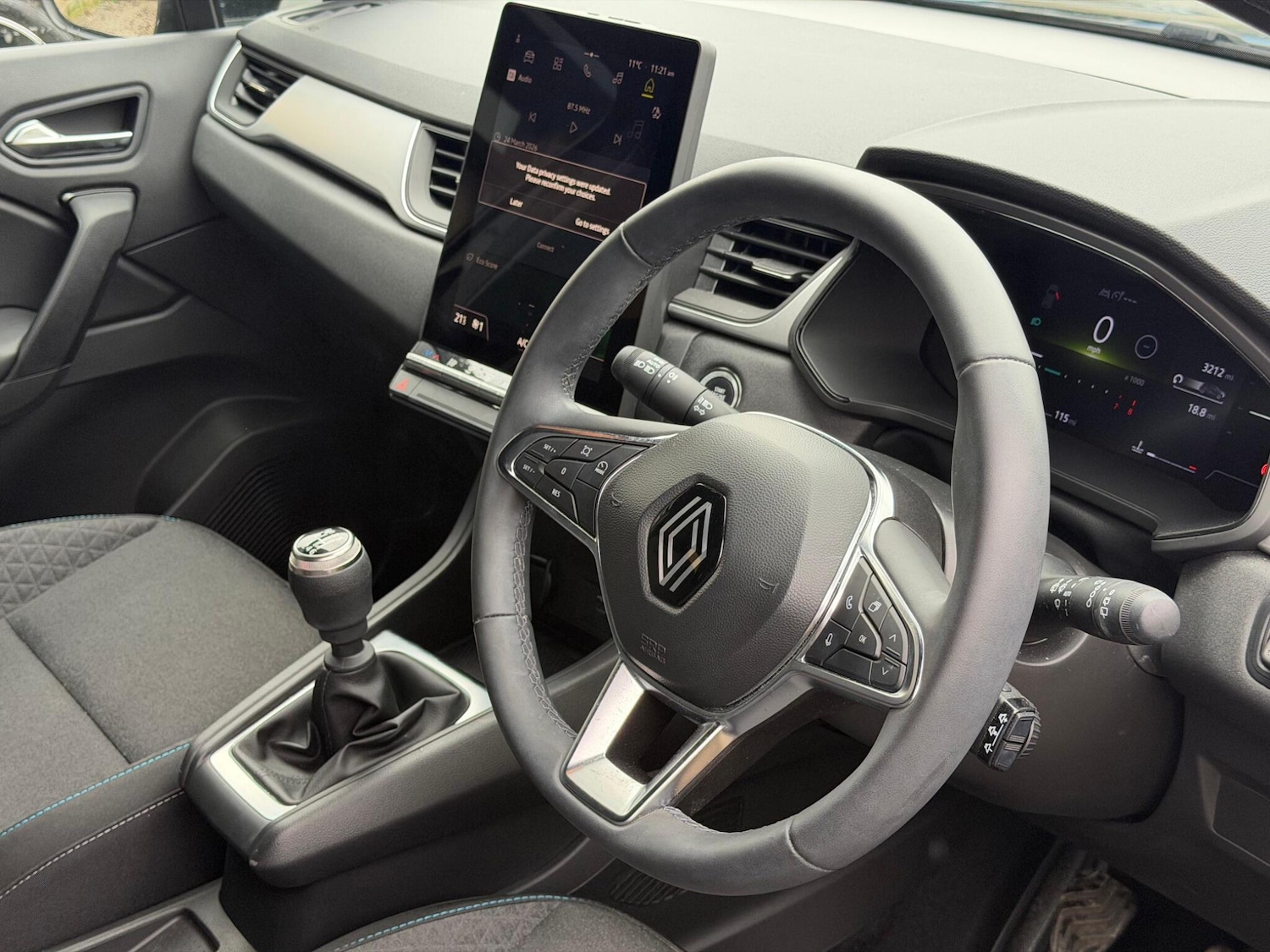 Used Renault Captur 2024 for sale - 78006532: Photo 28