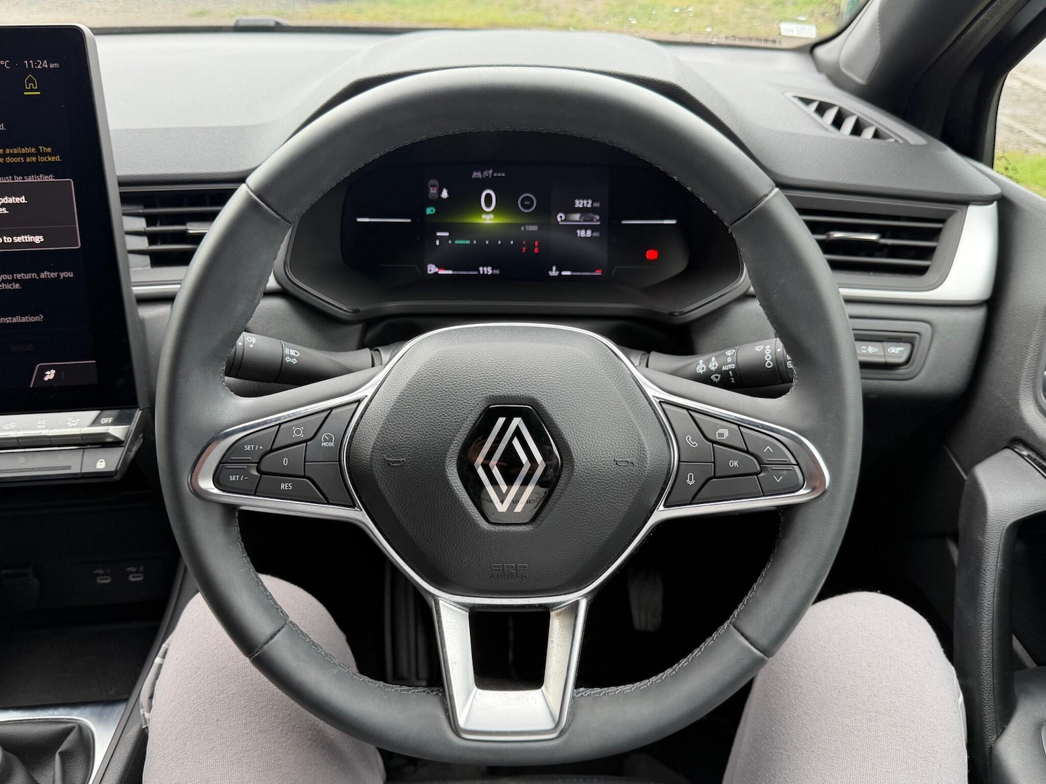 Used Renault Captur 2024 for sale - 78006532: Photo 29