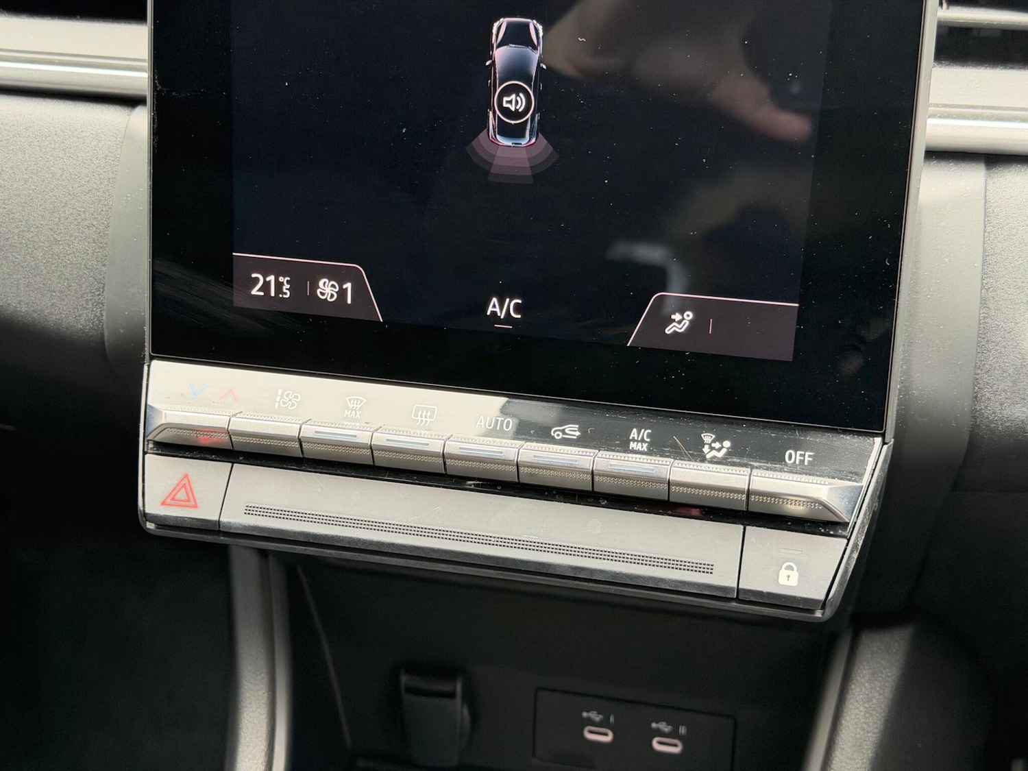 Used Renault Captur 2024 for sale - 78006532: Photo 41