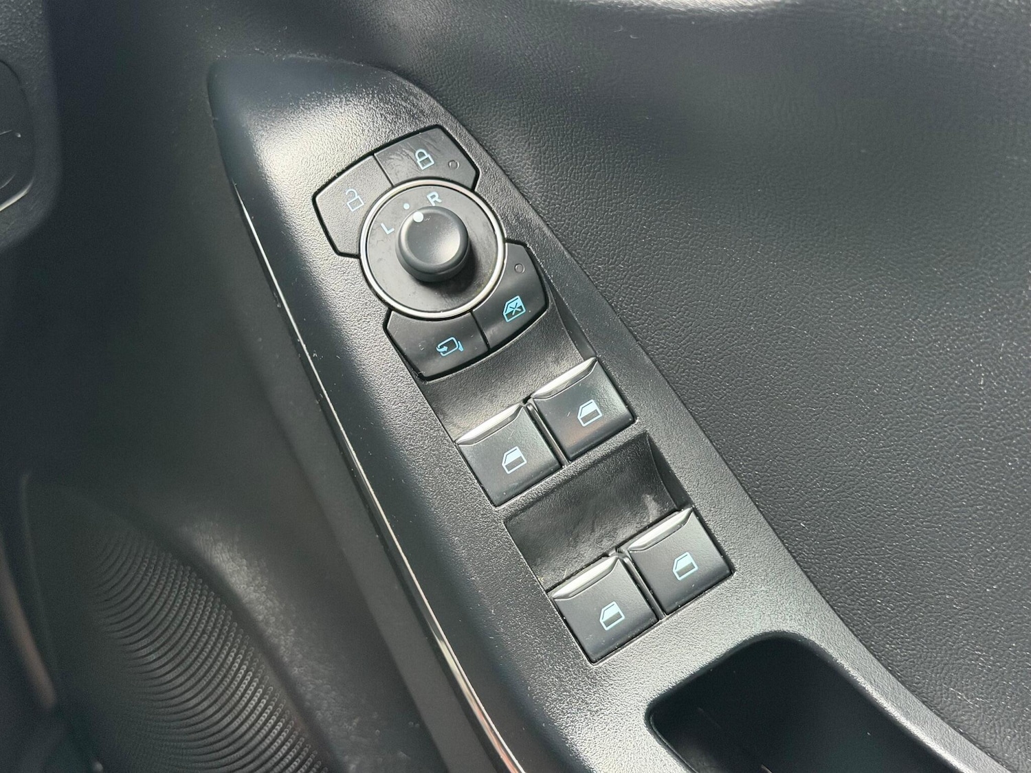 Used Ford Puma for sale - 77120330: Photo 35