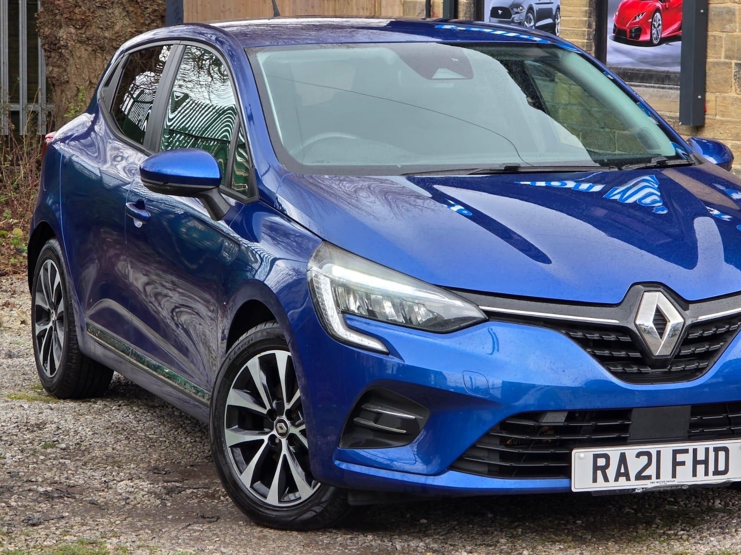 Used Renault Clio 2021 for sale - 76942558: Photo 10