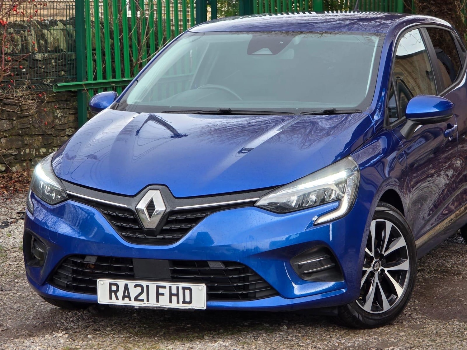 Used Renault Clio 2021 for sale - 76942558: Photo 13