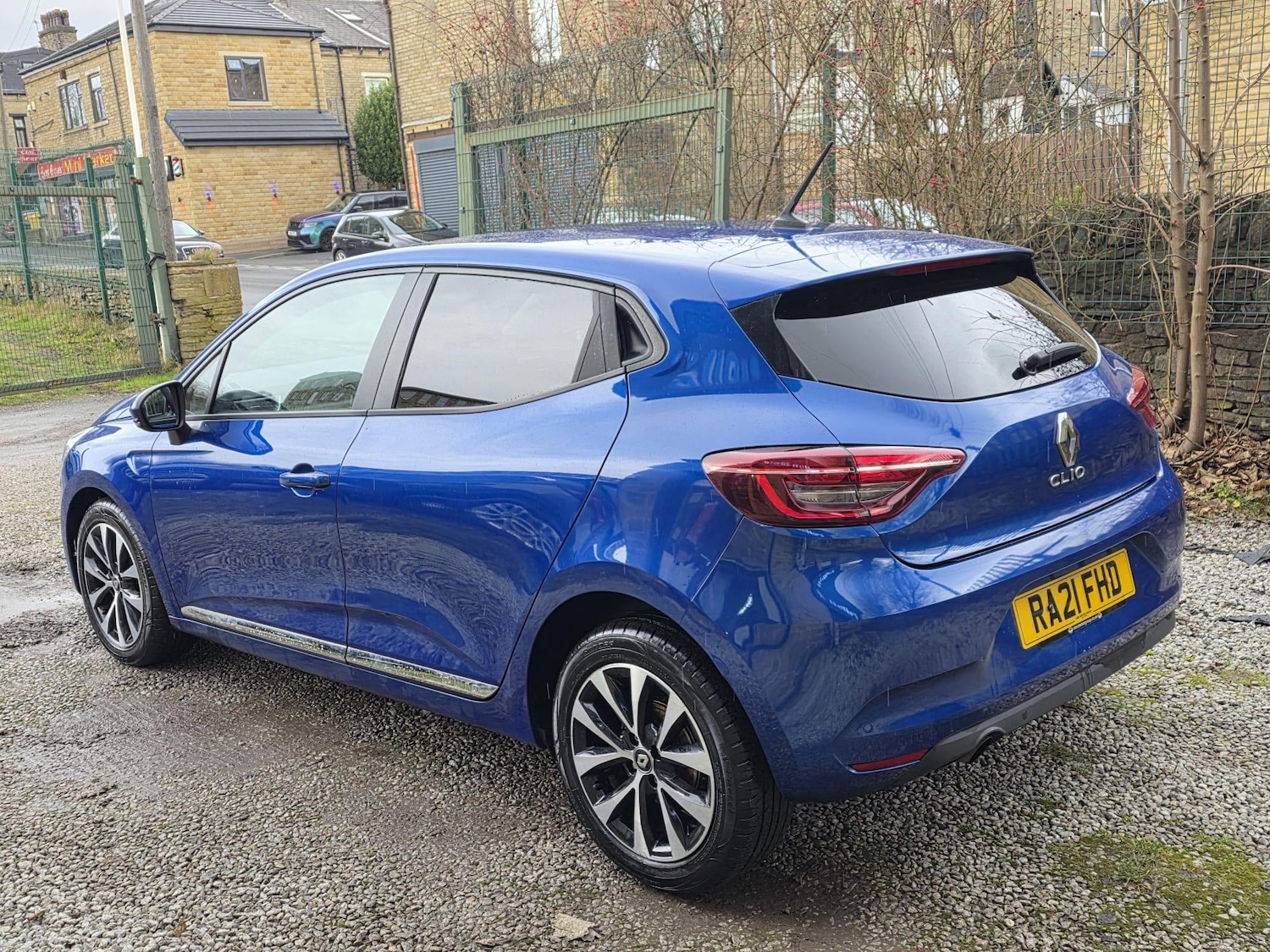 Used Renault Clio 2021 for sale - 76942558: Photo 16