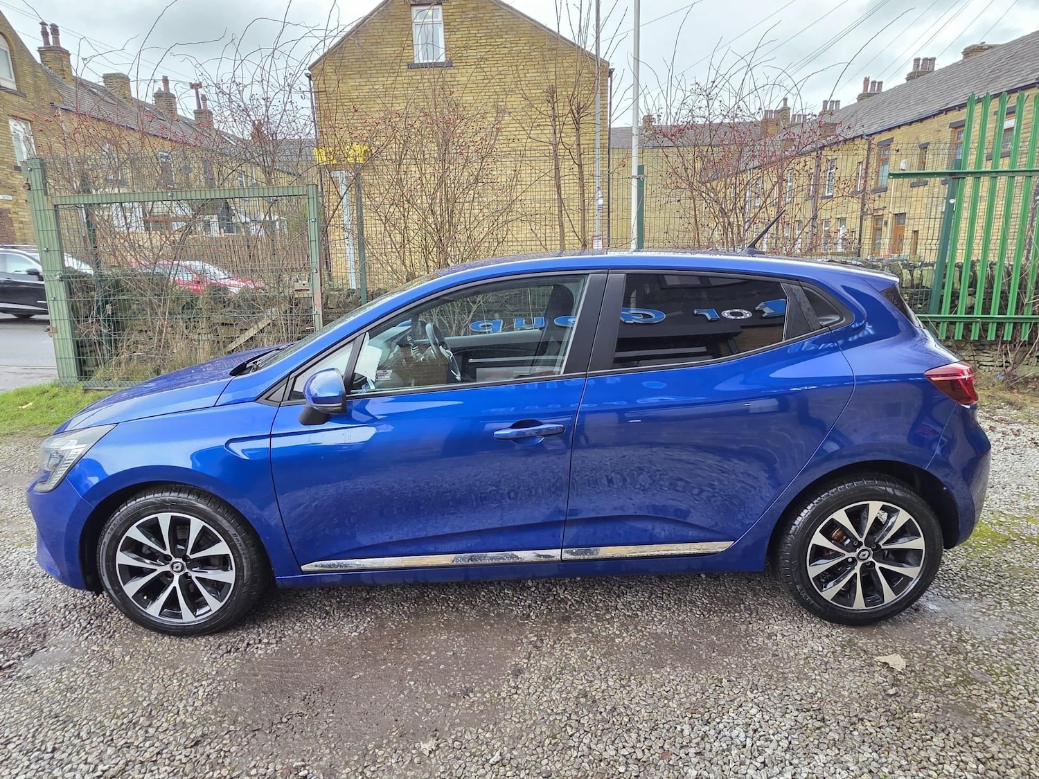 Used Renault Clio 2021 for sale - 76942558: Photo 17