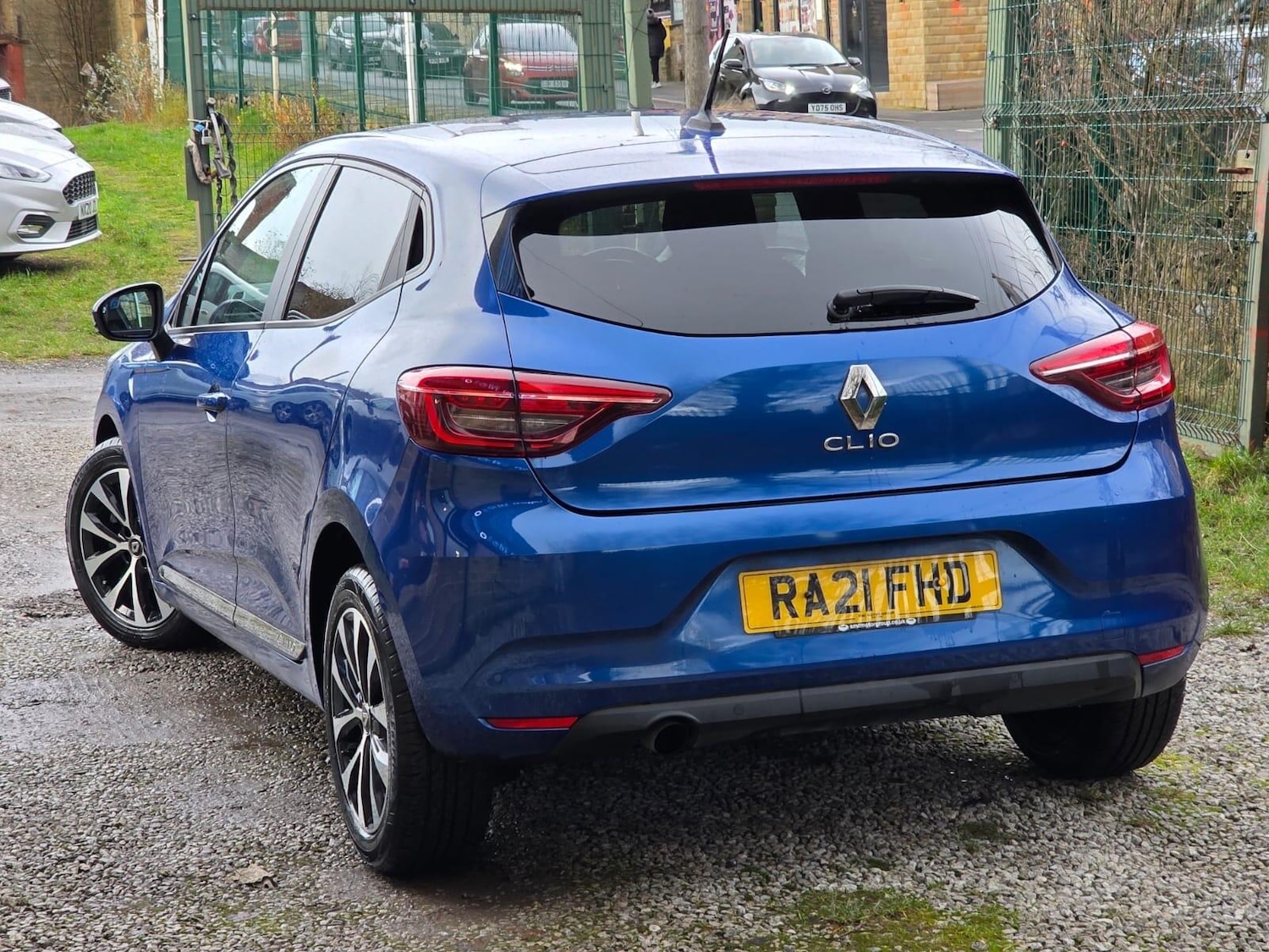 Used Renault Clio 2021 for sale - 76942558: Photo 6