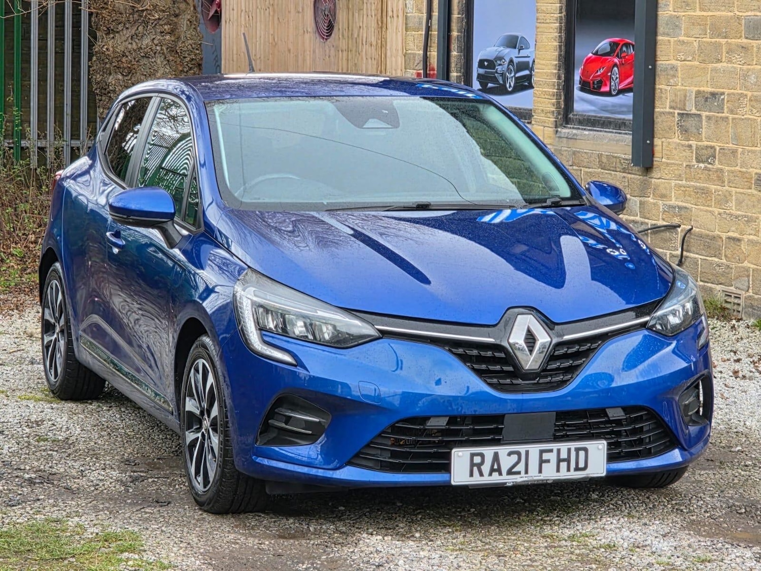 Used Renault Clio 2021 for sale - 76942558: Photo 7