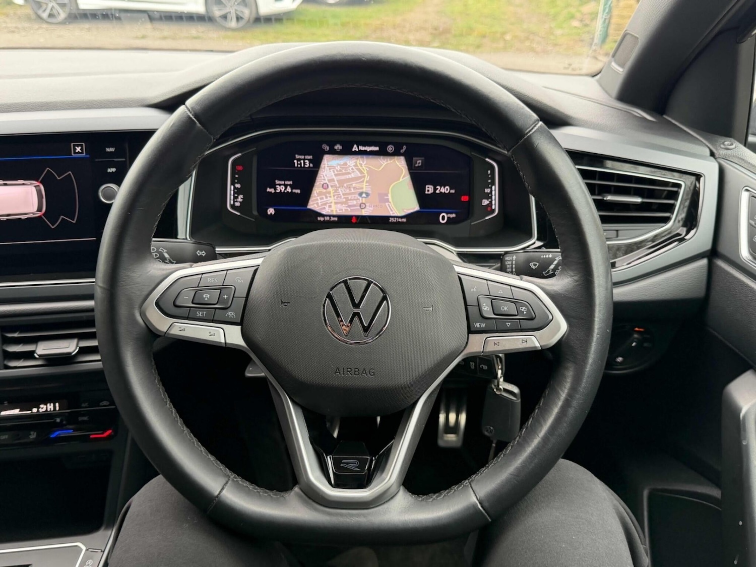 Used Volkswagen Polo 2022 for sale - 77898292: Photo 24