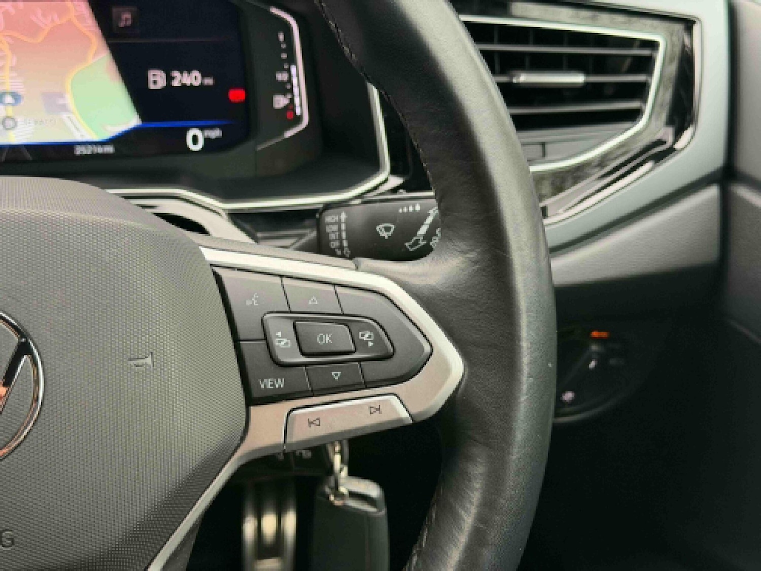 Used Volkswagen Polo 2022 for sale - 77898292: Photo 25